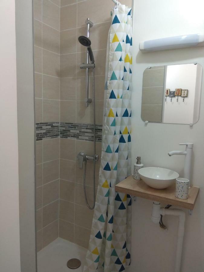 Chic Studio Near Paris Apartment Сен Дени Екстериор снимка