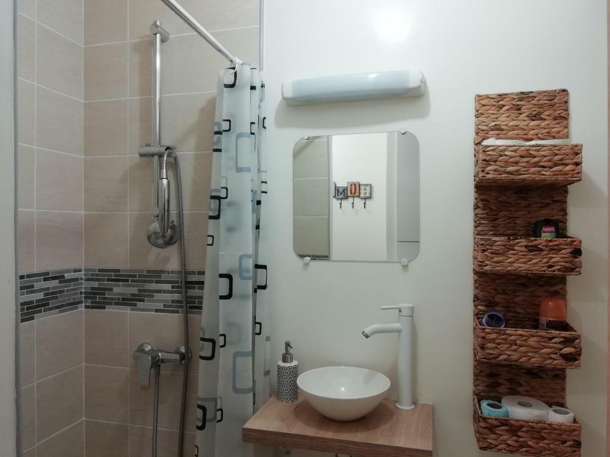 Chic Studio Near Paris Apartment Сен Дени Екстериор снимка
